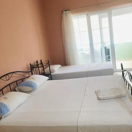 A & A House 아파트 Sarandë